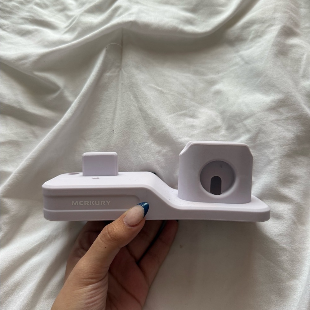 White MERKURY Charging Dock